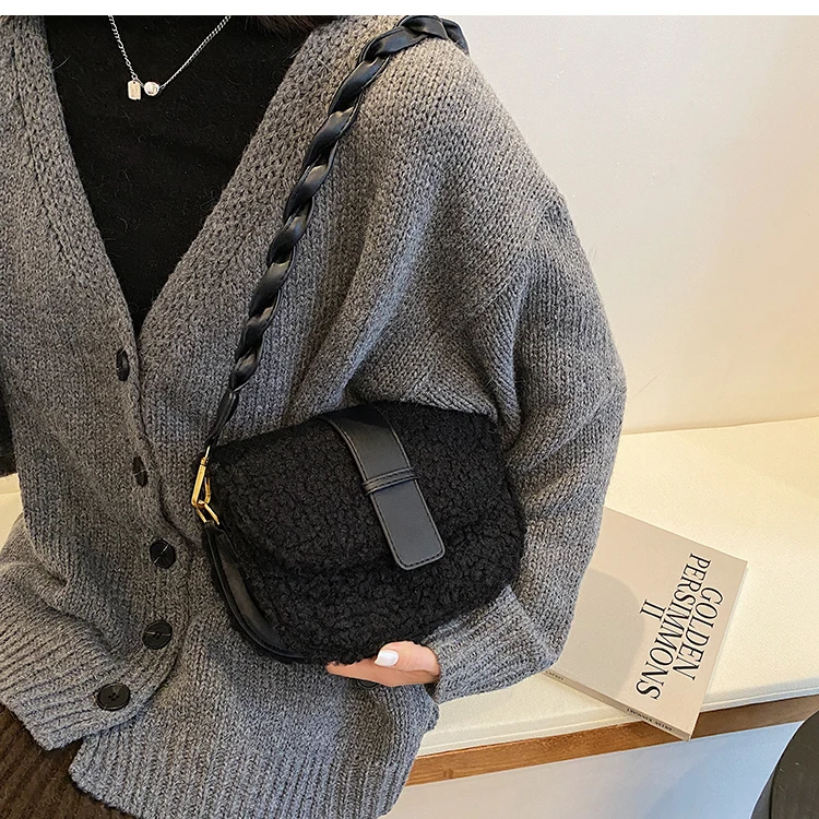 Winter Women's Shoulder Bag Messenger Weave Strap Saddle Armpit Bag New High-quality Plush Fur Bag Women's Handbag Designer