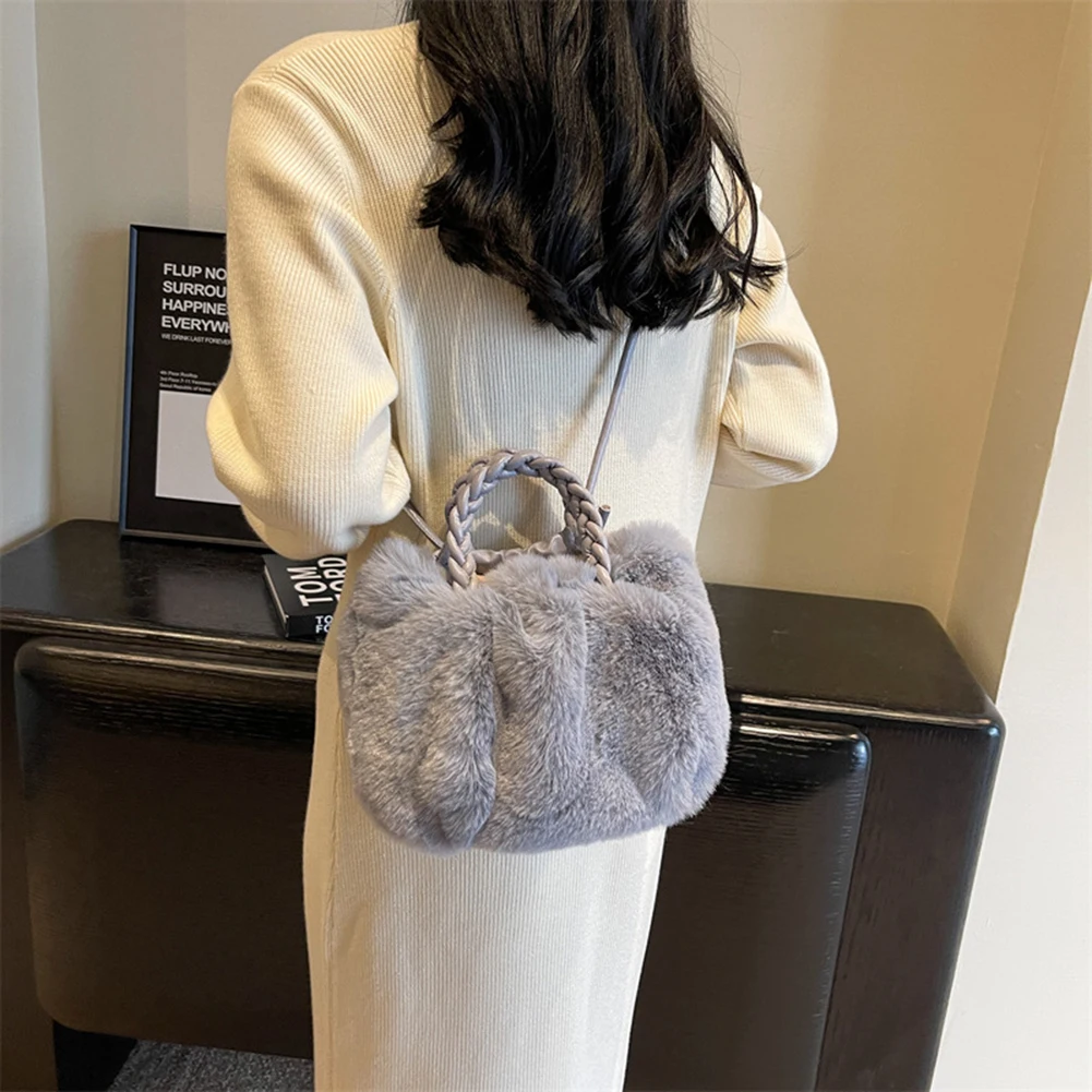 Luxury Plush New Handbag Winter Soft Faux Fur Crossbody Bag 2023 Fashion Women Fluffy Top-Handle Bags Ladies Pleated Satchel Bag