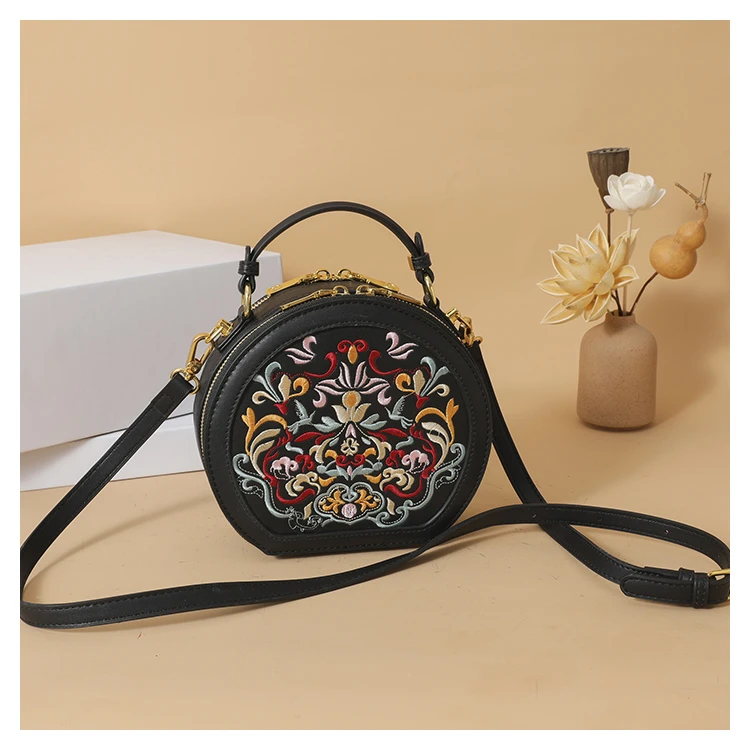 2024 National Embroidered PU Leather Small Handbag Round Shape Women Shoulder Bag Fashion Designer Purses Cross Body Bags