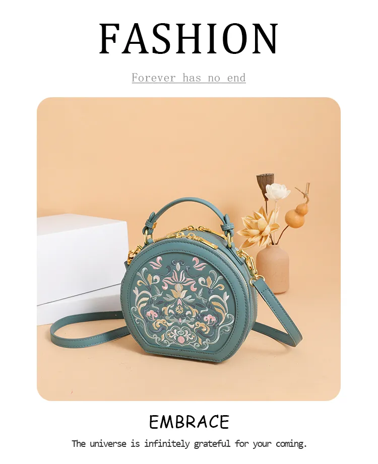 2024 National Embroidered PU Leather Small Handbag Round Shape Women Shoulder Bag Fashion Designer Purses Cross Body Bags