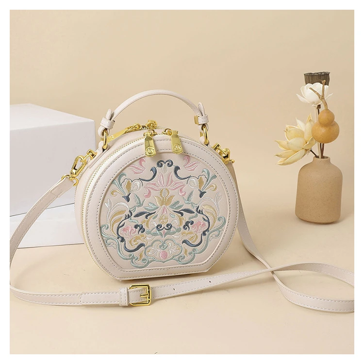 2024 National Embroidered PU Leather Small Handbag Round Shape Women Shoulder Bag Fashion Designer Purses Cross Body Bags