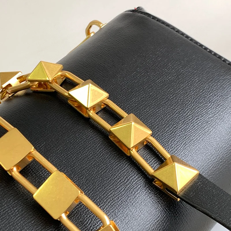 High-quality retro black gun buckle hardware chain multifunctional handbag fashion flip shoulder bag