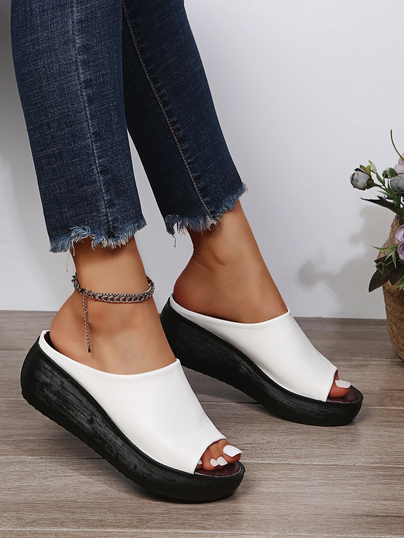 Slippers Women Summer 2023 New Ethnic Style Wedge with Fish Mouth One Word Drag Cake Thick Bottom Women's Shoes Large Size