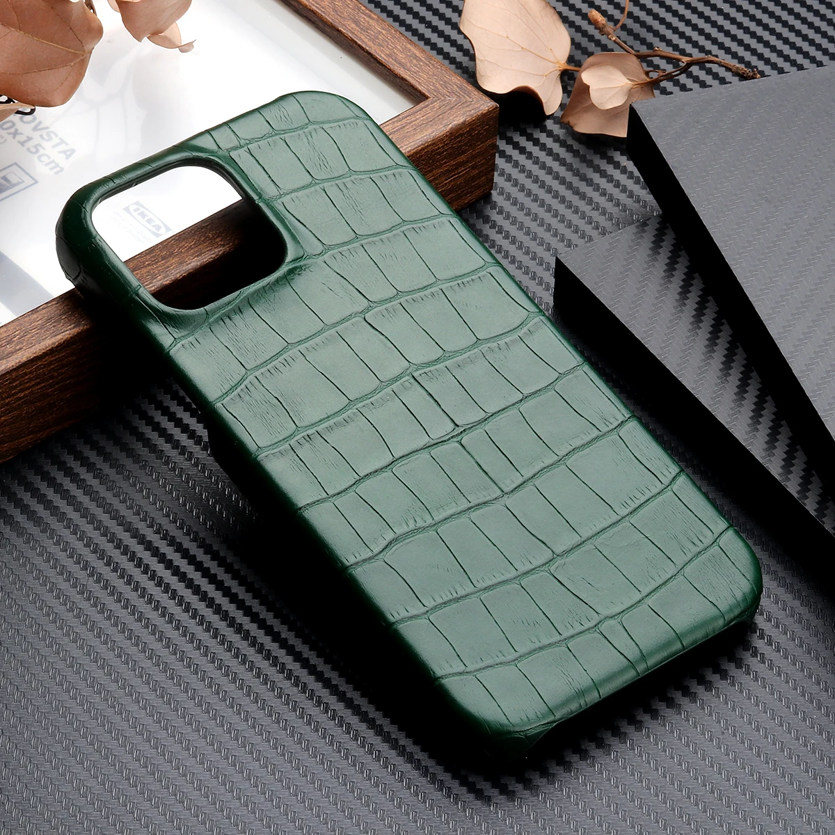 Crocodile Grain Leather Case For iPhone 15 13 14 11 12 Pro Max 13 Mini XR X XS Suede Lining Hard PC Shockproof Cover