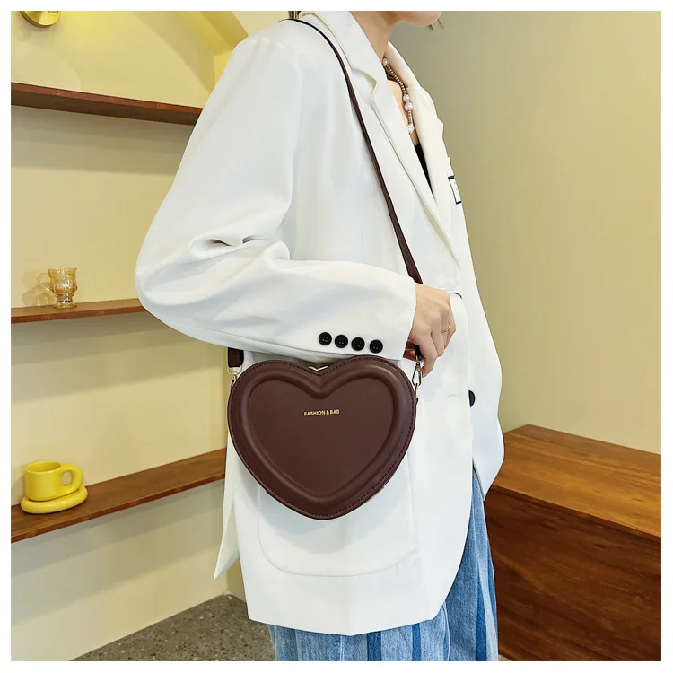 Hot Sale Heart Shape Crossbody Bags For Women Solid Pu Leather Shoulder Bags Fashion Handbags