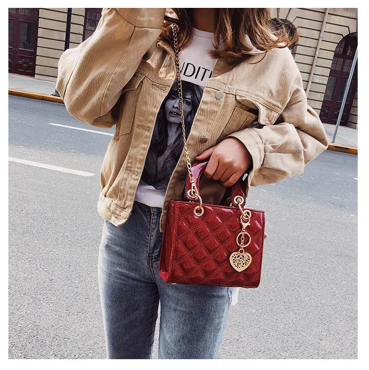 High Quality Designer Women Shoulder Bag Brand Luxury Handbag Clutch Diamond Stripe Chain Crossbody Bag Female Travel Hand Purse