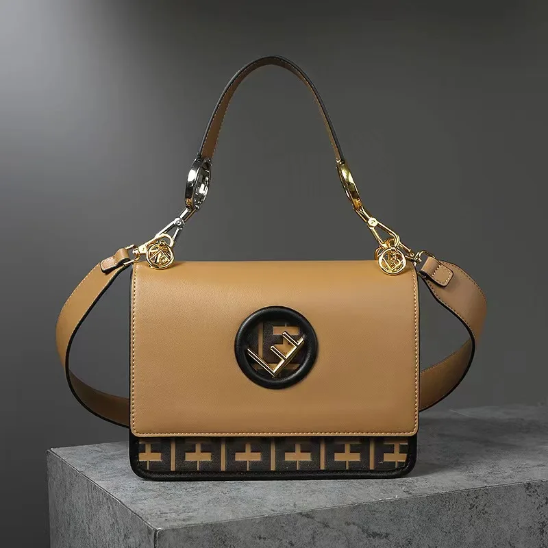 Hollow Carved Square Bag Luxury Design Handbag Clamshell Metal Shoulder Bag Pu Leather Material Cross Body Bag Evening Bag