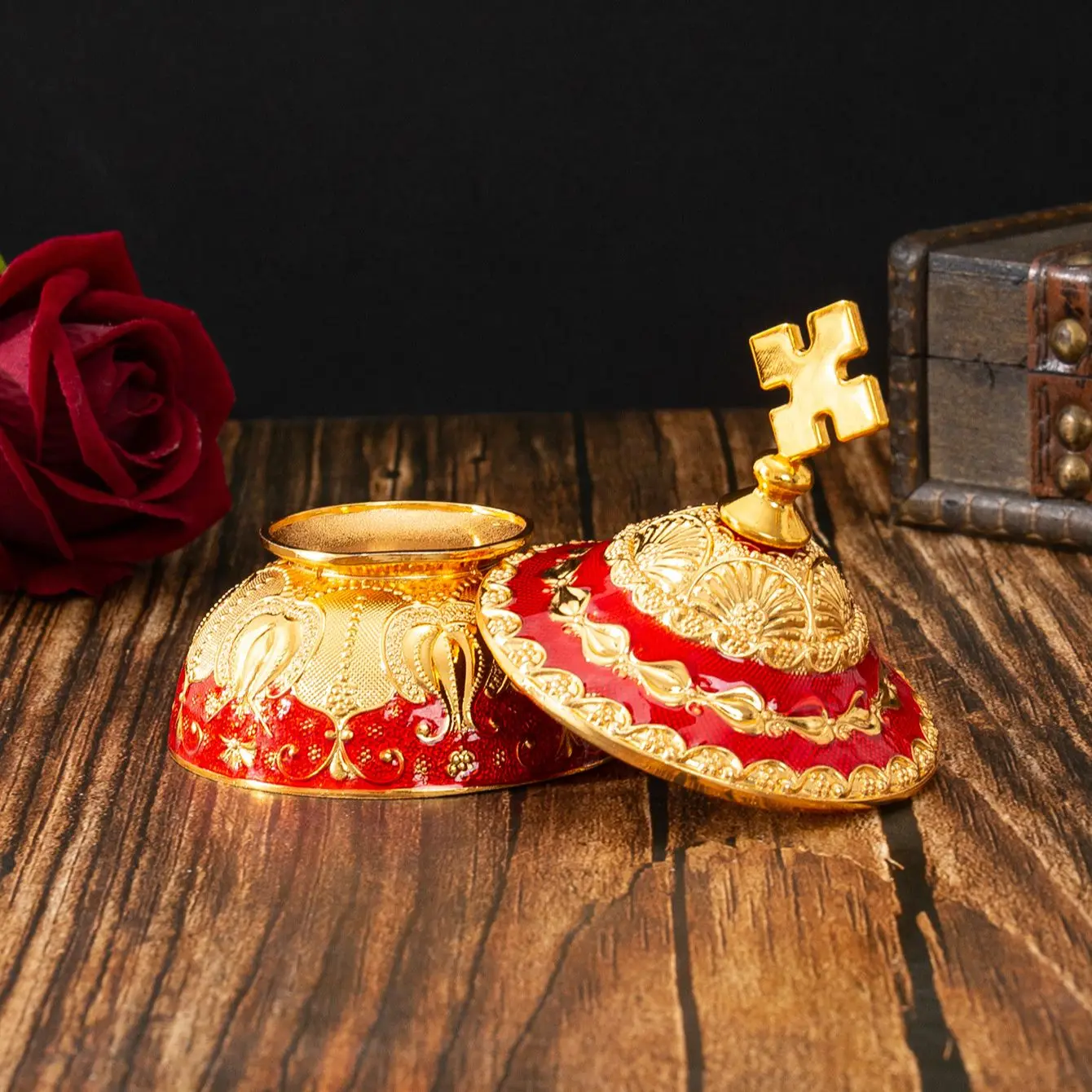 European-style gold-red zinc alloy hotel high-end storage dried fruit box household sugar bowl luxury metal hand-painted color c