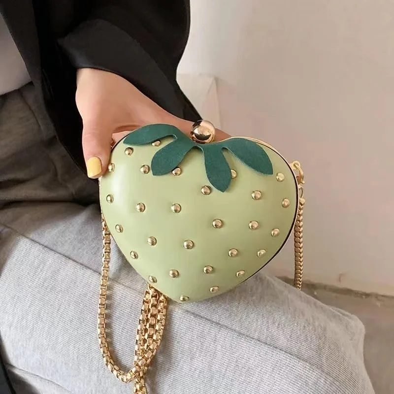 Cute Fruit Strawberry Heart Shape Pu Rivet Mini Fashion Ladies Chain Purse Clutch Bag Shoulder Bag Tote Female Flap Handbag Q5