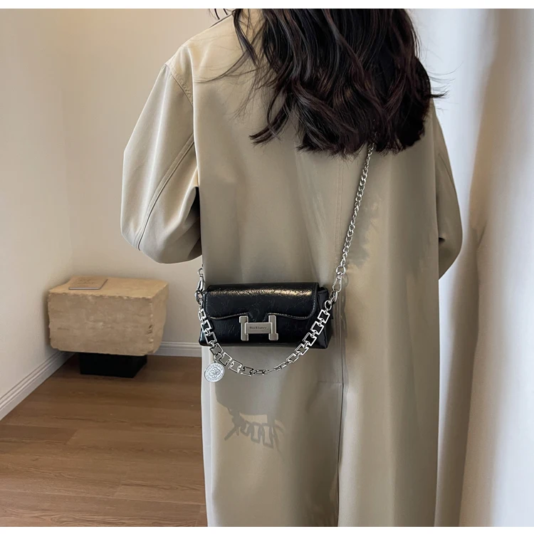 Silver Shoulder Bags for Women Designer Vintage Chain Handbag White Small Square Clutch Female Mini Coin Purse Crossbody Bag Ins