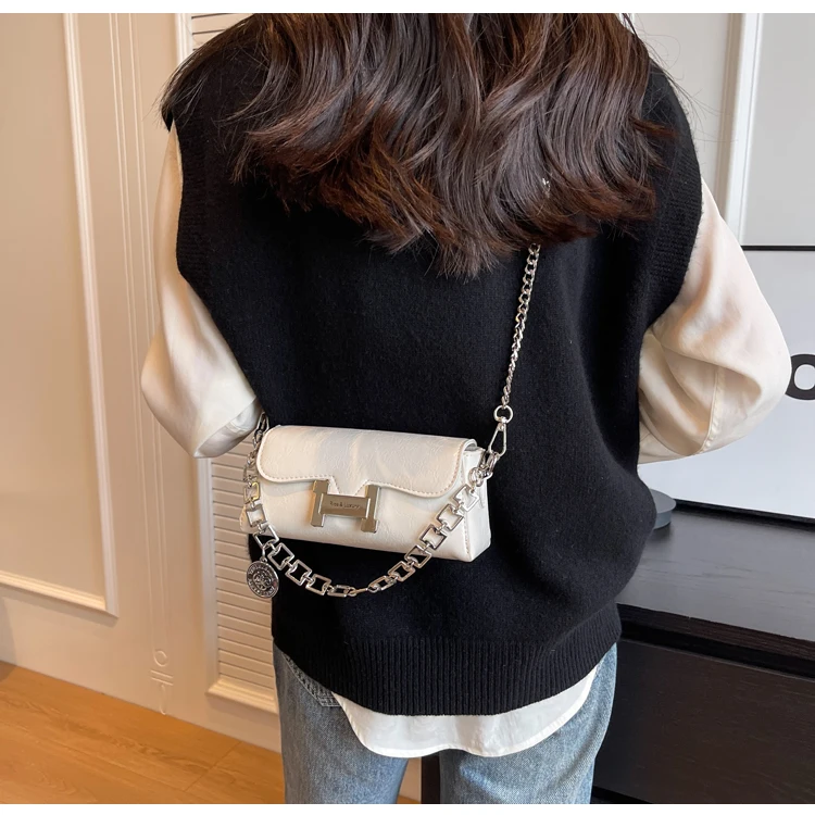 Silver Shoulder Bags for Women Designer Vintage Chain Handbag White Small Square Clutch Female Mini Coin Purse Crossbody Bag Ins