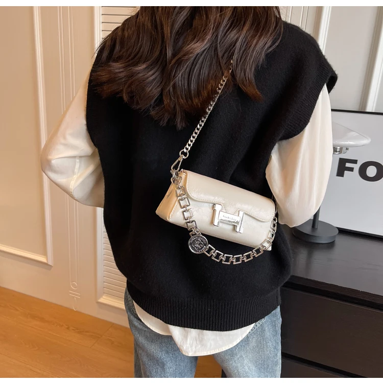 Silver Shoulder Bags for Women Designer Vintage Chain Handbag White Small Square Clutch Female Mini Coin Purse Crossbody Bag Ins