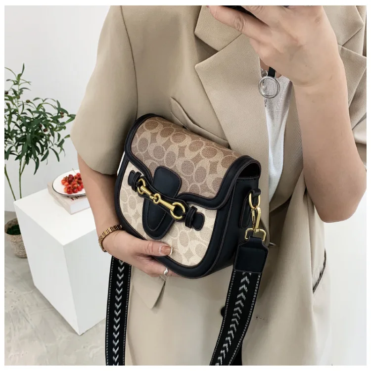 Women Bag 2023 Hot New Fashion Retro Crossbody Bag Luxury Women's Bag Saddle Bag Wide Shoulder Strap Single Shoulder Bag Totes