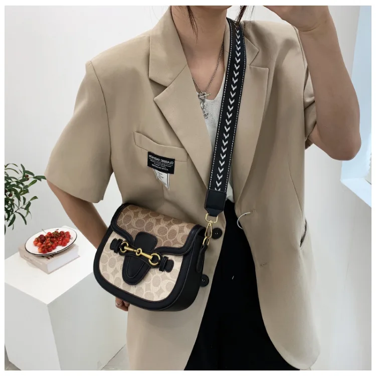 Women Bag 2023 Hot New Fashion Retro Crossbody Bag Luxury Women's Bag Saddle Bag Wide Shoulder Strap Single Shoulder Bag Totes