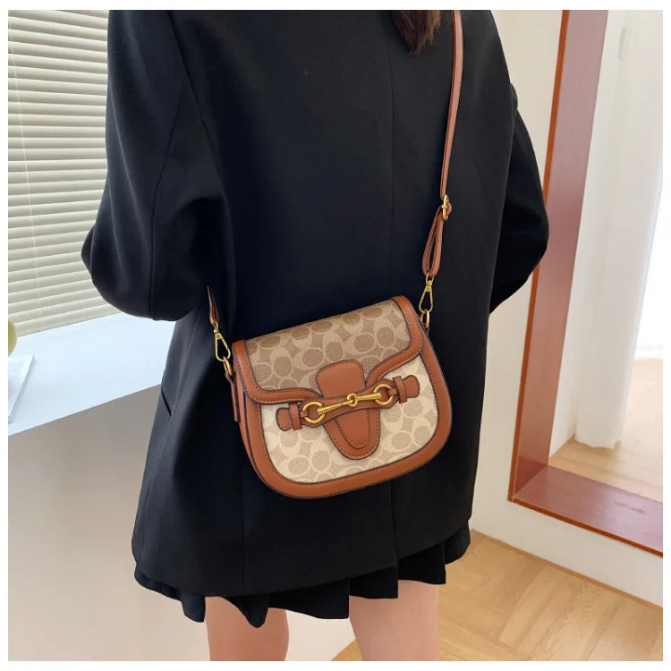 Women Bag 2023 Hot New Fashion Retro Crossbody Bag Luxury Women's Bag Saddle Bag Wide Shoulder Strap Single Shoulder Bag Totes