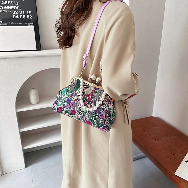 Elegant Women Green Pink Shoulder Bags Canvas Shell Clips Fashion Lady Pearls Handbag Daily Retro All-match Chain Crossbody Bags