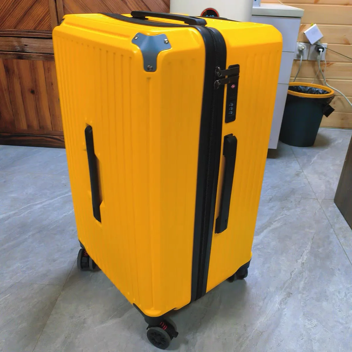 MiFuny Roller Suitcase with Large Capacity Travel Box and Large 5 Wheels Trolley Box Carry on Luggage with Wheels Travel Luggage