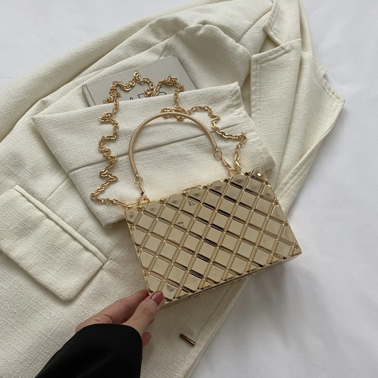 PU Shoulder Bags Chains Women's Bags on Sale 2024 Fashion Solid Sewing Thread Handbag Hasp Small Square Bag Bolsa Transversal