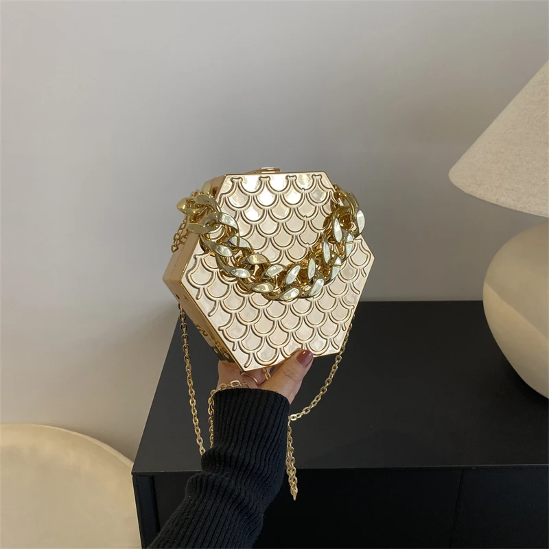 Fashion Acrylic Dinner Bags for Women 2023 Luxury Gold Shoulder Bag Designer Box Bag Cute Purses and Handbag Chain Crossbody Bag