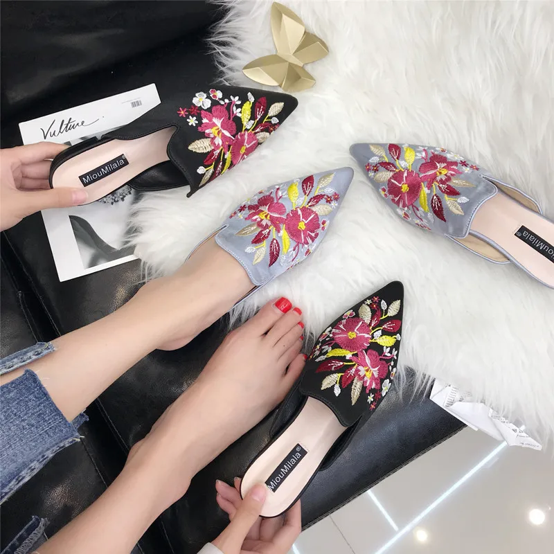 Embroider Floral Mules Women Velvet Embroider Slippers Flower Sandals Shoes Woman Pointed Toe Mules Floral Flipflops Silk Slide