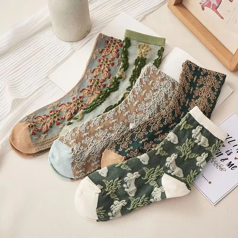 5 Pairs of Autumn and Winter Three-Dimensional Relief Female Socks Korean Version cute and soft floral female socks