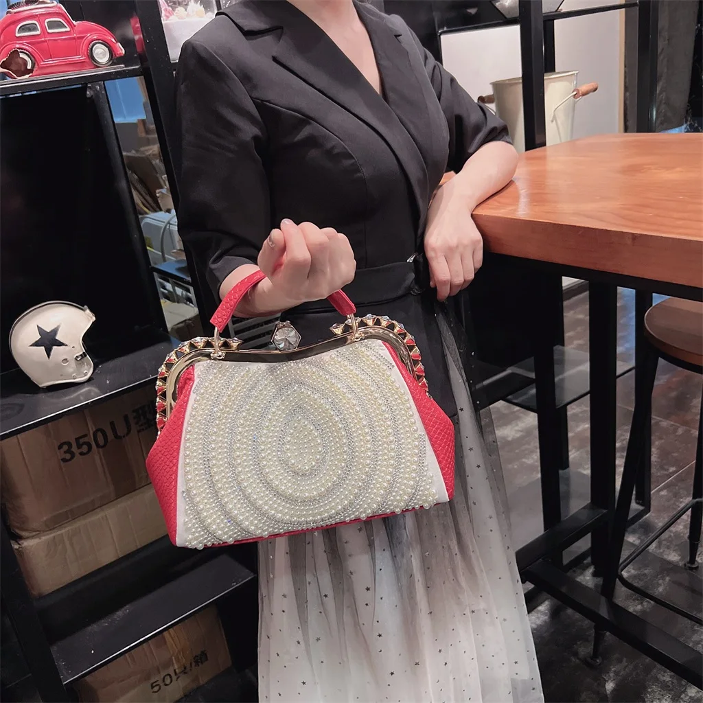 Genuine Leather Women's Handbag 2024 New Fashion Lady Diamond Rhinestone Clip Bag Casual Pearl Shoulder Messenger Bags