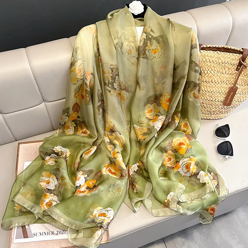 Luxury Sunscreen Scarf Gift Couple Style Pashmina Scarves New Winter Warm Cashmere Shawls Women Fashion 180X130CM Silk Hijab