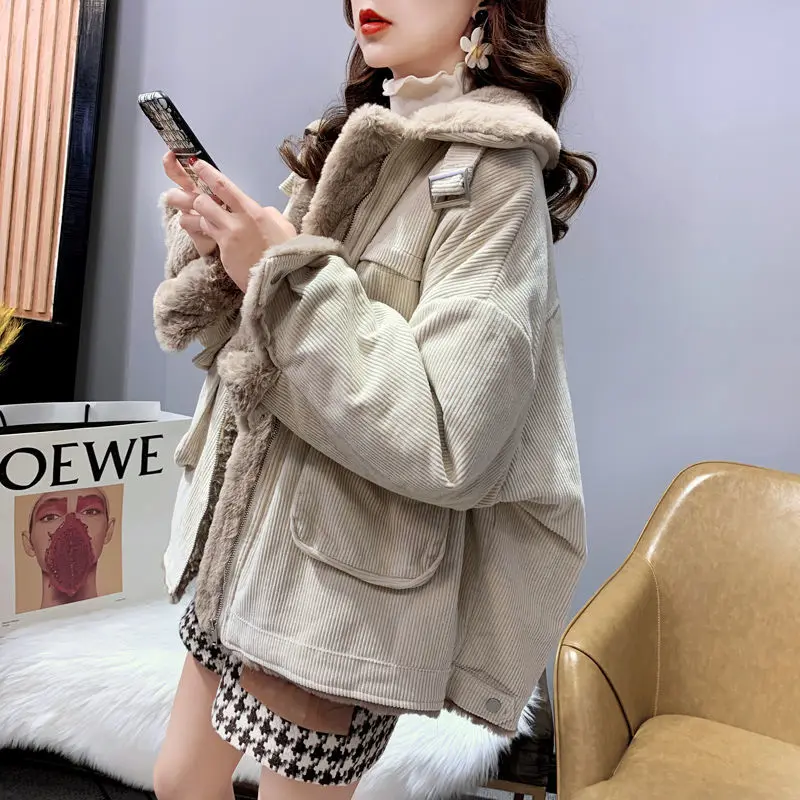 Lamb wool work jacket for women autumn and winter Korean version versatile loose fitting short warm corduroy cotton jacket