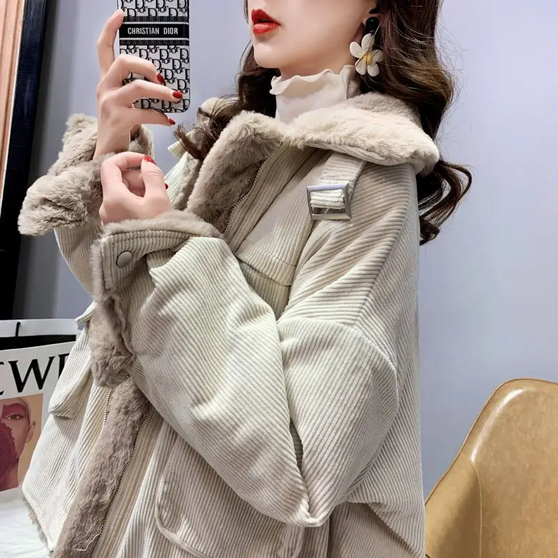 Lamb wool work jacket for women autumn and winter Korean version versatile loose fitting short warm corduroy cotton jacket