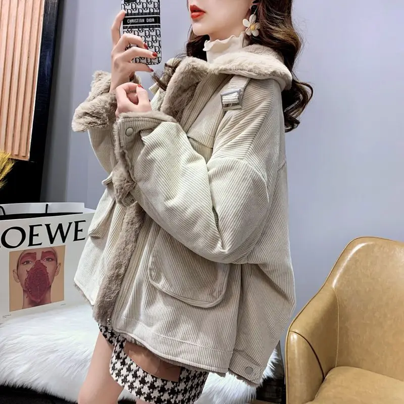 Lamb wool work jacket for women autumn and winter Korean version versatile loose fitting short warm corduroy cotton jacket