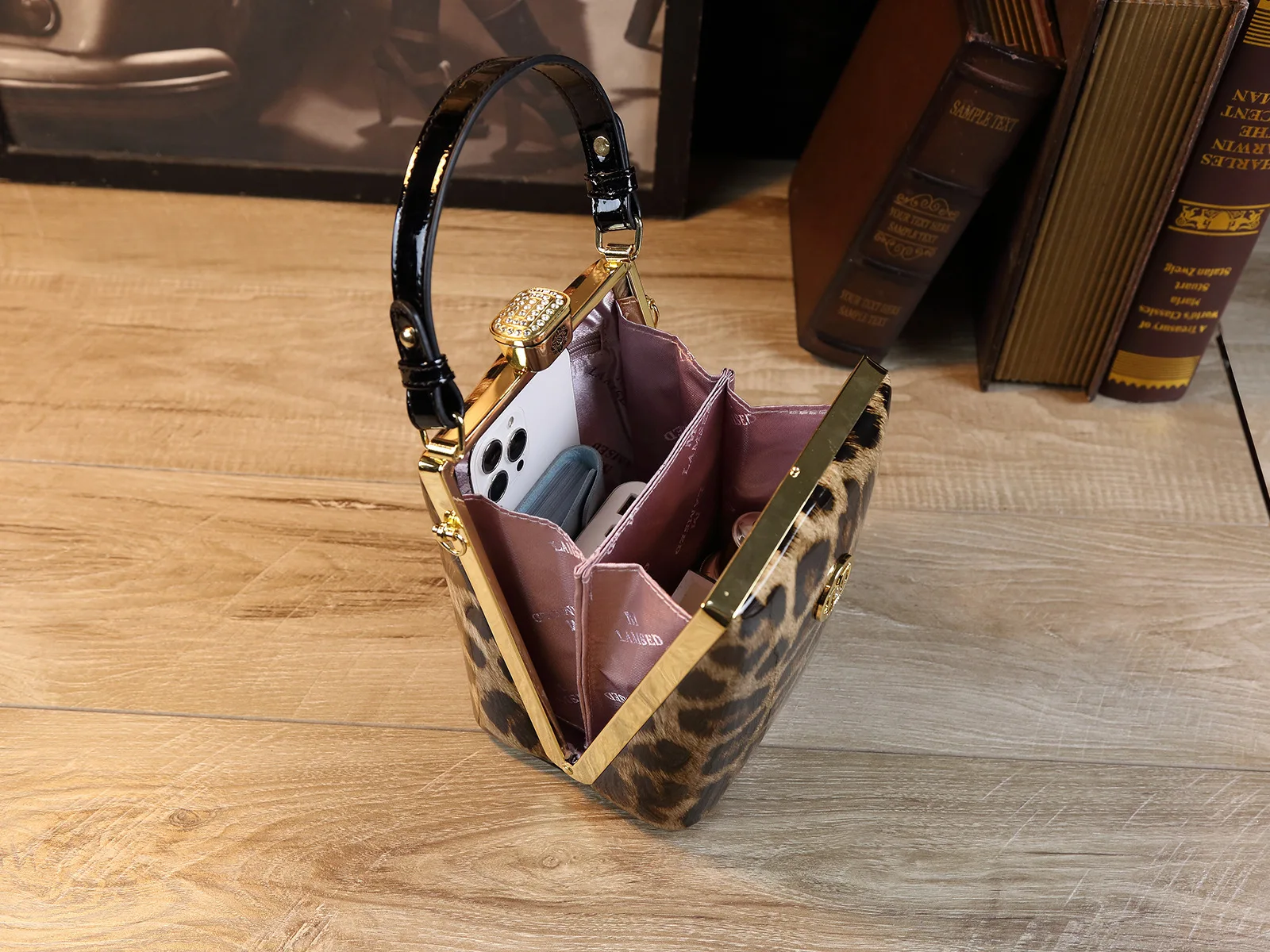 Women Mobile Phone Packages Female Fashion New 2024 Small Crossbody Cosmetic Bag Genuine Leather