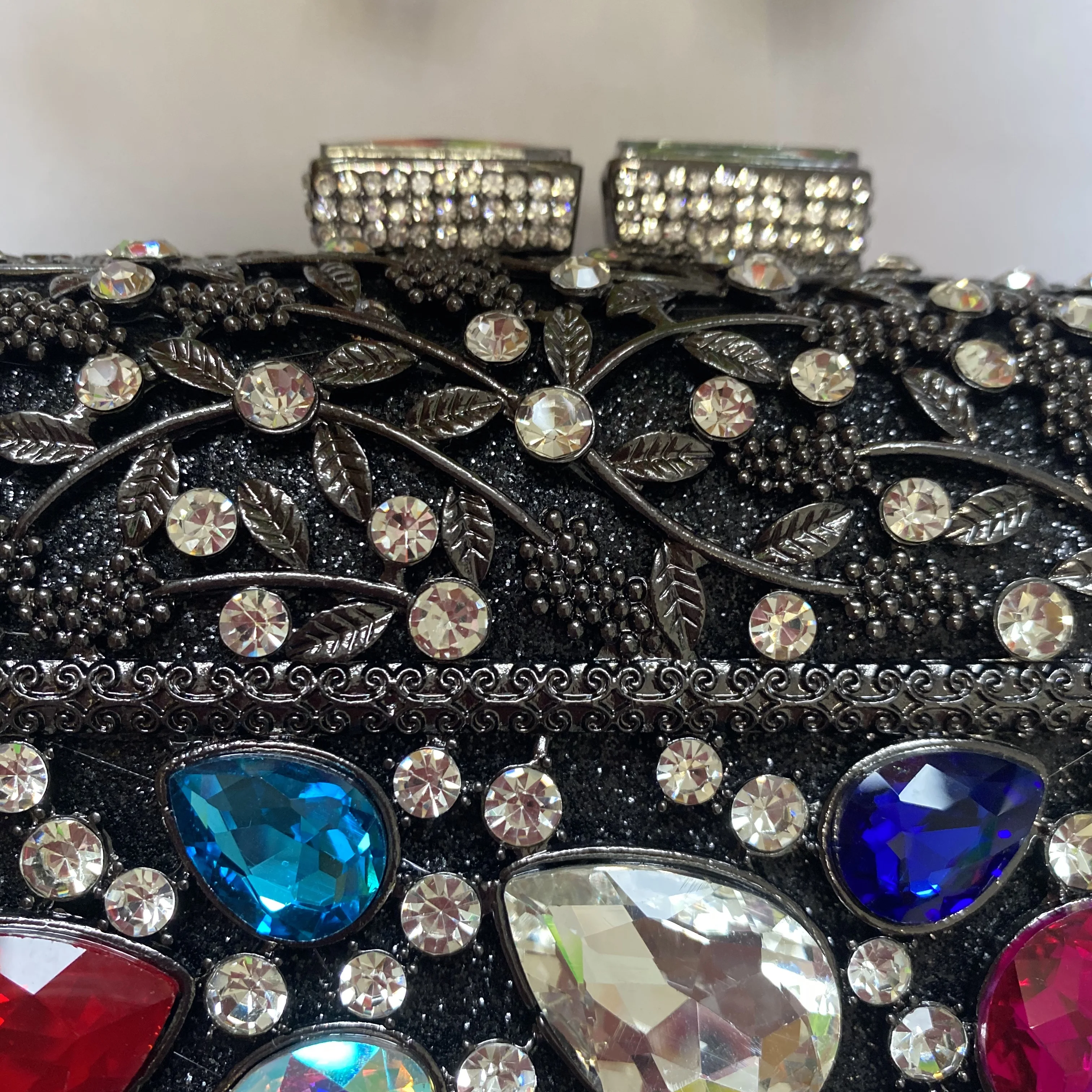 New Arrival Large Green Crystal Formal EveningStone Women Diamond Clutches Luxury Silver Metal Lady Party Wedding Purse  Handbag