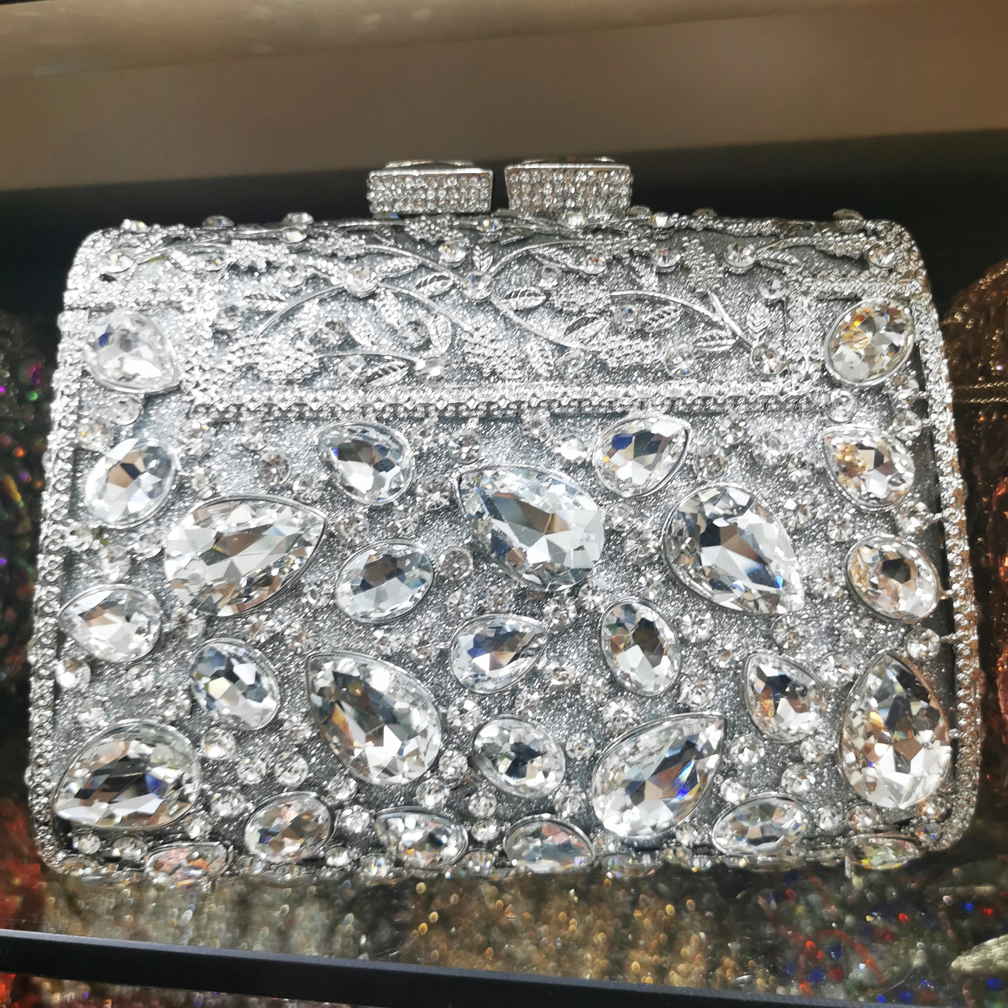 New Arrival Large Green Crystal Formal EveningStone Women Diamond Clutches Luxury Silver Metal Lady Party Wedding Purse  Handbag