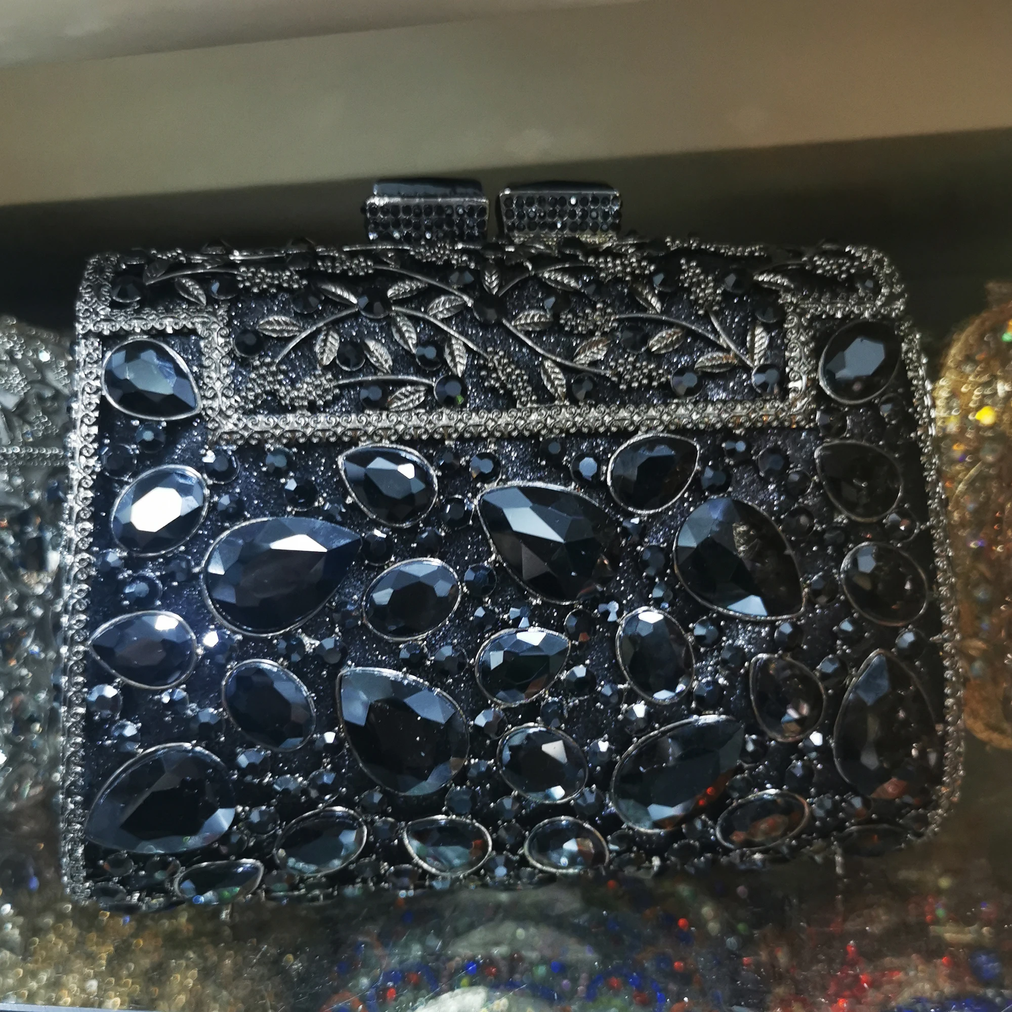 New Arrival Large Green Crystal Formal EveningStone Women Diamond Clutches Luxury Silver Metal Lady Party Wedding Purse  Handbag