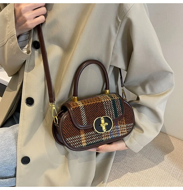 Luxury Designer Lock PU and Wool  Patchwork  Women's Handbag Retro Crossbody Bag Small Pillow Tote