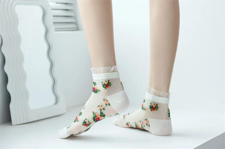 Lolita Lace Ruffle Socks Floral Embroidery Harajuku Vintage Short Socks Women Summer Ultra-thin Transparent Crystal Silk Socks