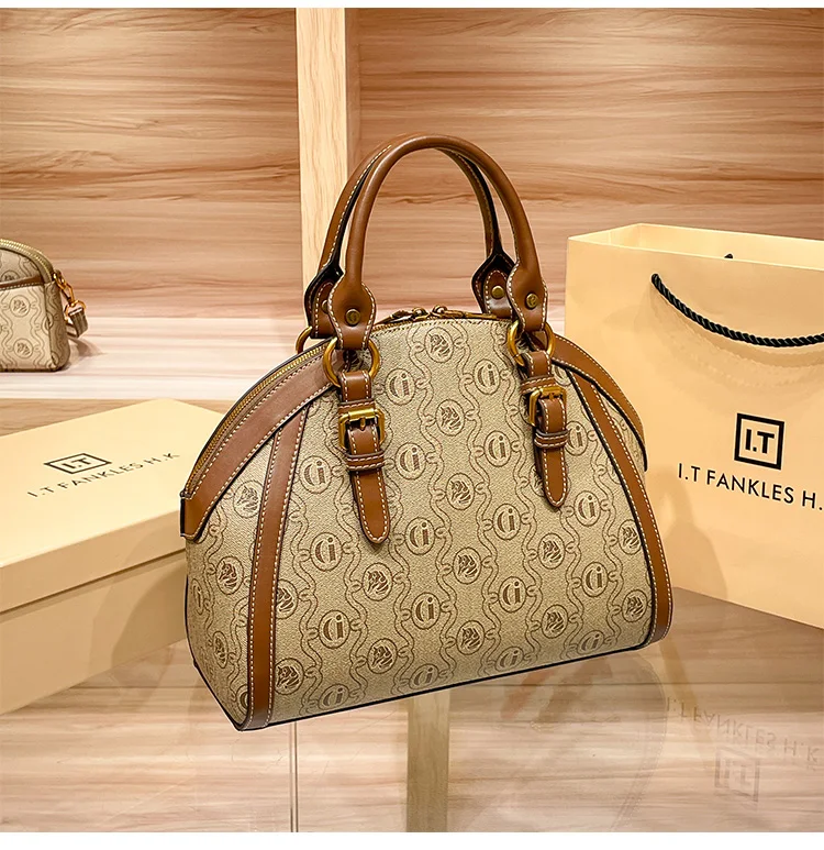 Light Luxury Brand Genuine Leather Women's Bag 2024 New High Capacity Designer Mom's Bag Women's One Shoulder Handheld Briefcase