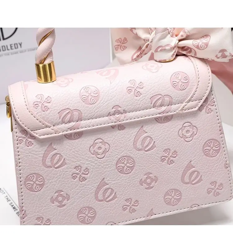 Hong Kong Niche Luxury Brand Women's Handbag 2023 New Pink Embossed Handbag Crossbody Bag Versatile Tideway