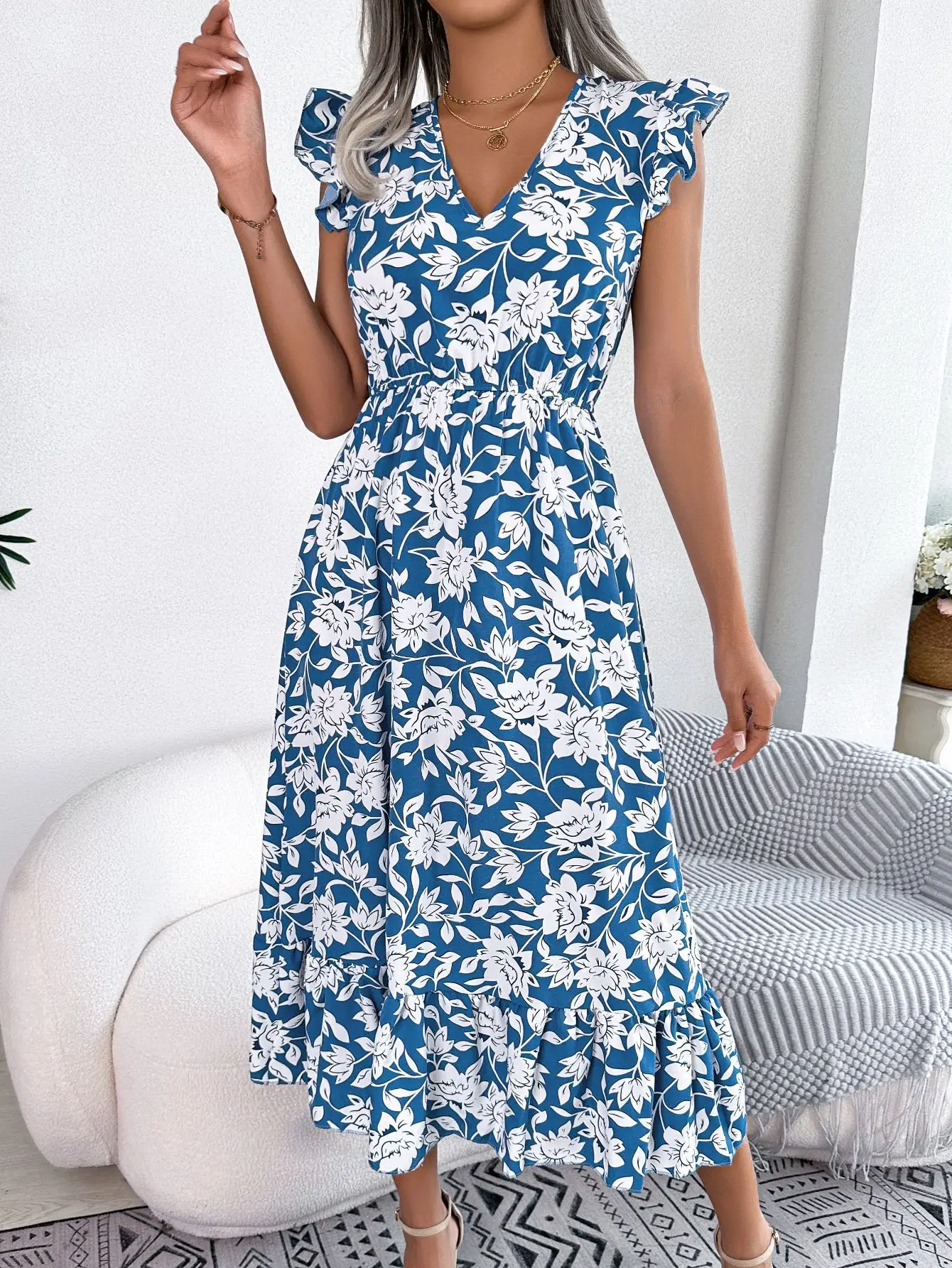2024 New Blue Floral Print White Dresses Women Lace Hollow Out Long Dress Holiday Summer Bodycon Robe Elegant Ruffles Vestidos