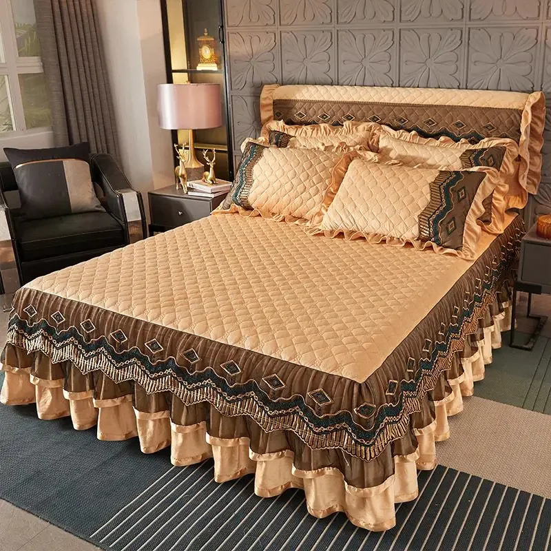 Luxury Winter Crystal Velvet Thicken Quilted Bedspread King Queen Size Flannel Bed Skirt Not Including Pillowcase