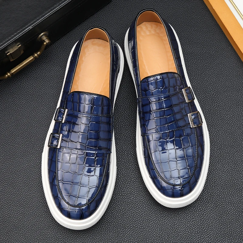 New Men's Charm Crocodile Pattern Monk Strap Leather Leisure Shoes Male Comfortable Thick Bottom Loafers Zapatos Hombre