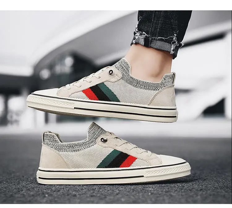 2024 New Shoes for Men Casual Shoes Spring Summer Striped Flat Skateboard Shoes Breathable Knit Slip-on Sneakers