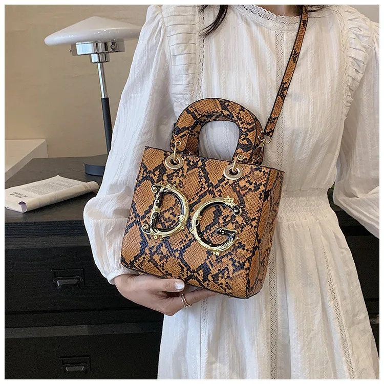 2024 Women'S Versatile Crossbody Girl Rec Tangle Korean Handbag Soft Leather Pu Straddle Shoulder Bag Crossbody Bag Ladies Purse