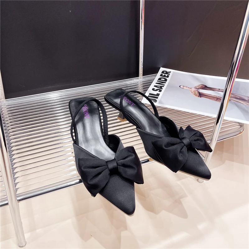 2024 Summer New Women Low Heels Fashion Orange Back Strap Slingback Bowknot Close Toe Sandals Luxury Designer Pumps Party Shoes