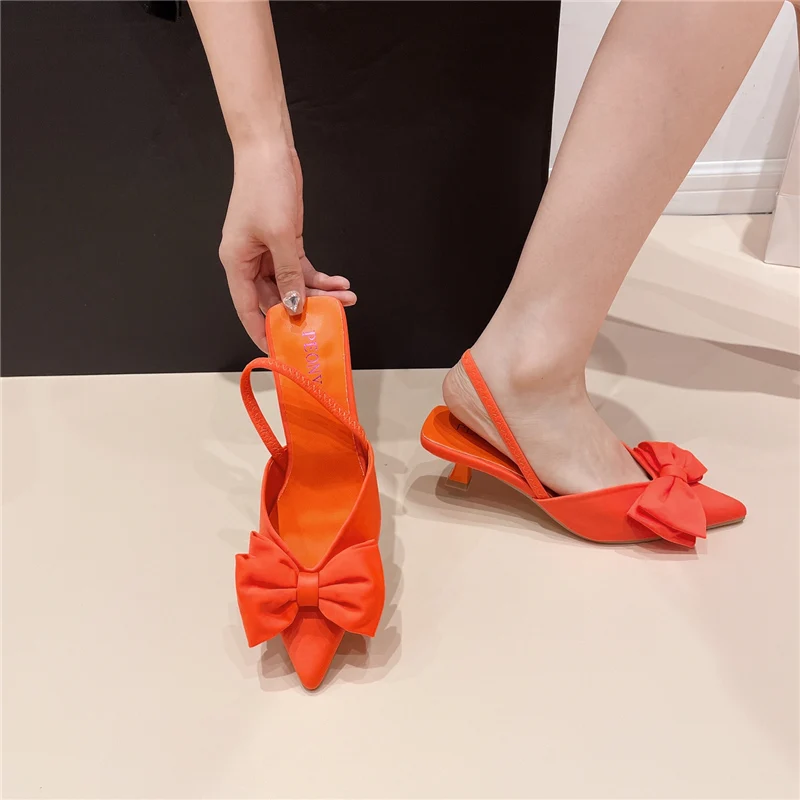 2024 Summer New Women Low Heels Fashion Orange Back Strap Slingback Bowknot Close Toe Sandals Luxury Designer Pumps Party Shoes