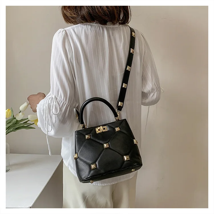 Designer Trendy Women's Shoulder Bag Rivets Purses and Handbags PU Female Crossbody Bag Tote Bags